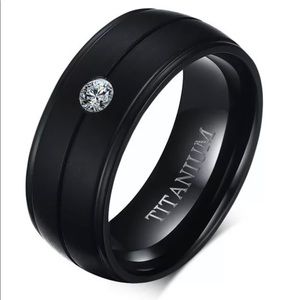 WEDDING BAND MENS TITANIUM BLACK MATTE CZ STONE !!